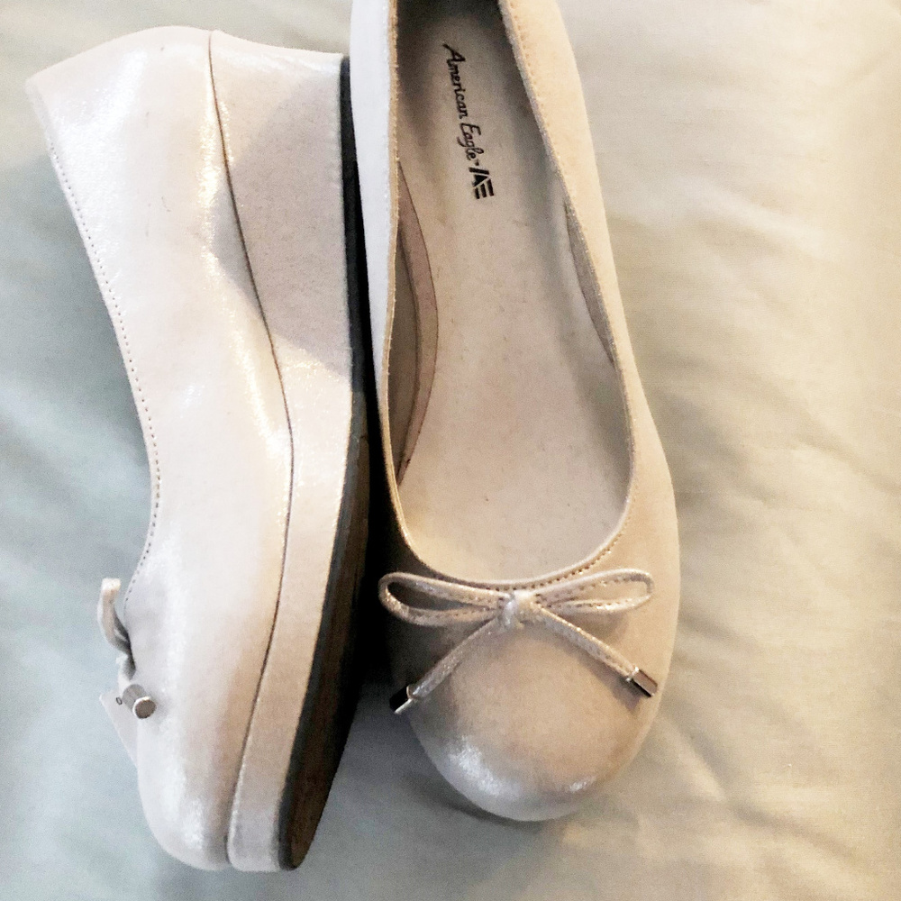 Shoes dress silver girls size 3M American Eagle Payless fabric up